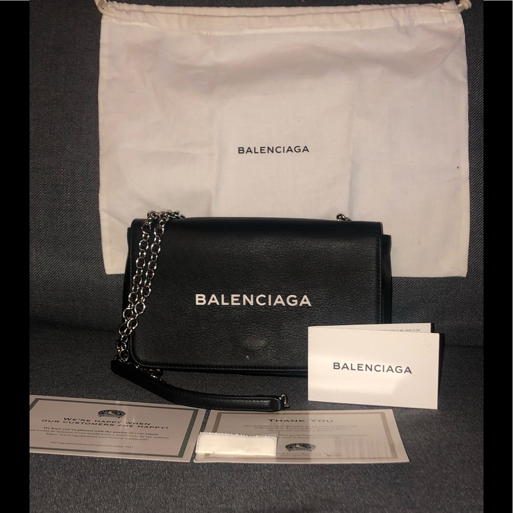 Balenciaga Calfskin Everyday Wallet On Chain Bag